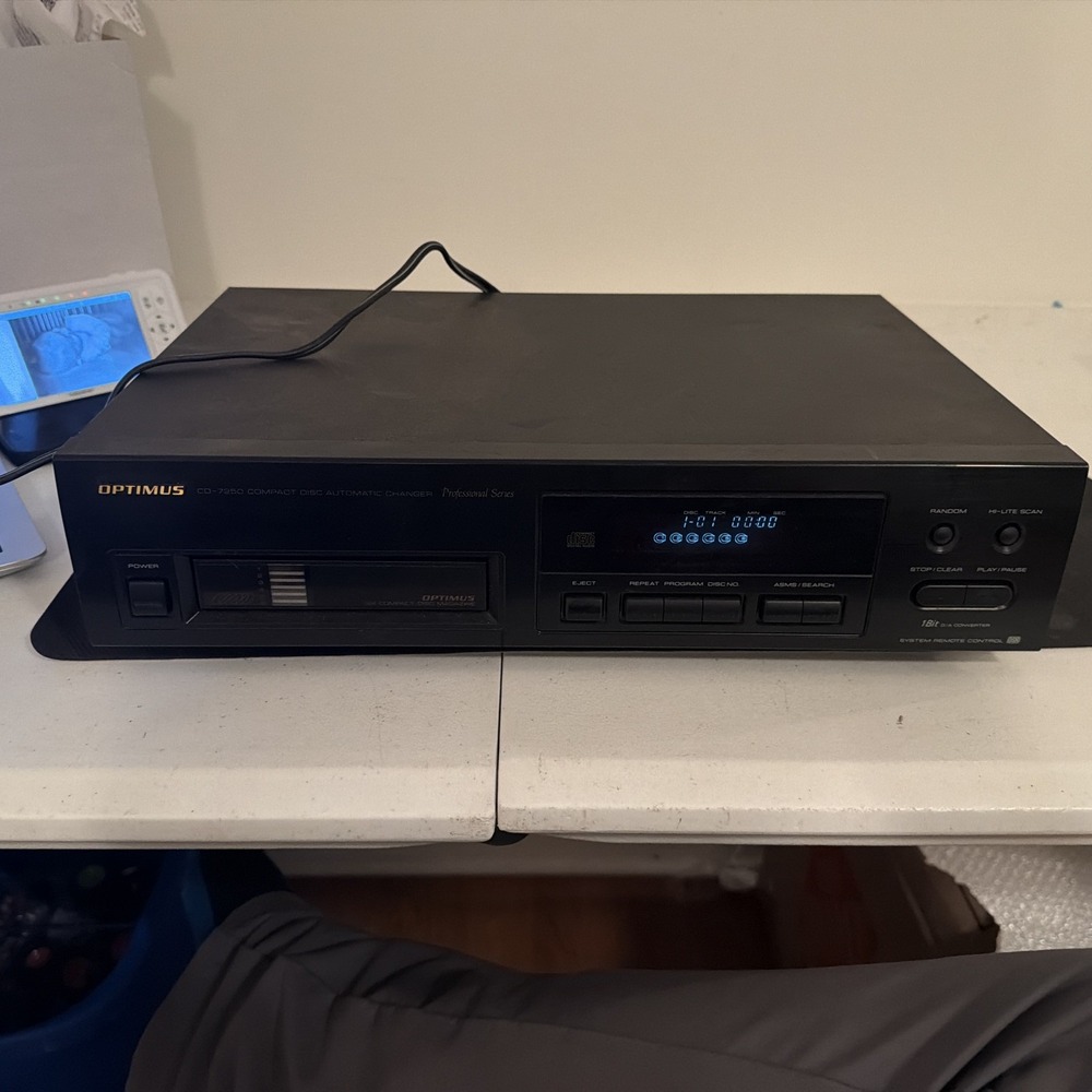 Vintage Optimus CD-7250 Automatic CD 6 Disc Changer w/ Cartridge Tested